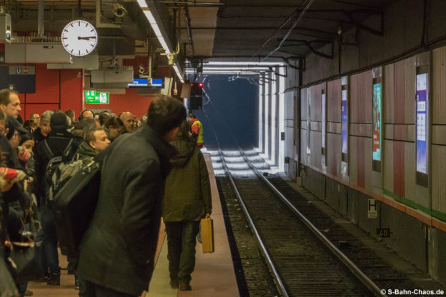 SBahnRampenSperrungen SBahnChaos in Stuttgart